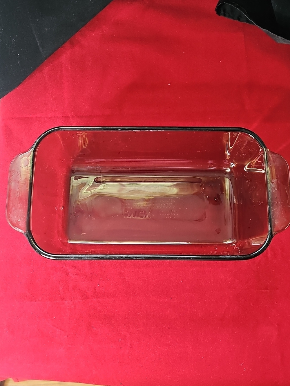 Pyrex Translucent Brown/Smoky Rectangular Loaf Pan - Picture 2 of 3
